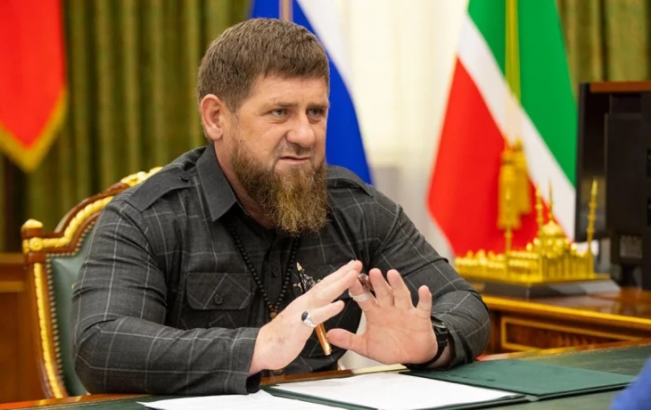 Кадыров призвал «гнать из структур» силовиков, задержавших главу чеченского МЧС