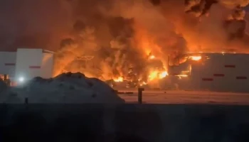 При пожаре на складе Wildberries в Петербурге, предварительно, никто не пострадал – СМИ