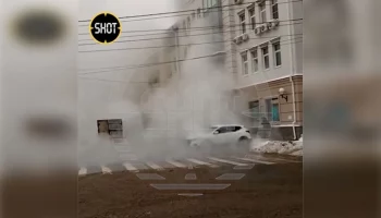 Десять человек получили ожоги после повреждения теплосети в Нижнем Новгороде