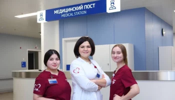 Собянин поздравил медсестер и медбратьев с профессиональным праздником
