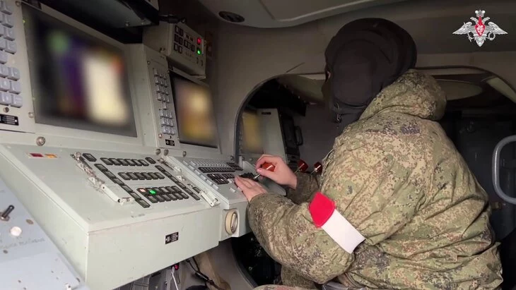 Средства ПВО сбили украинский БПЛА самолетного типа в Курской области