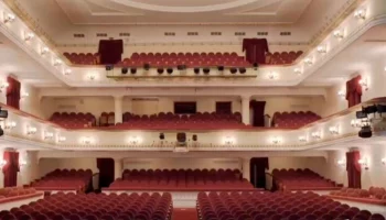 Собянин: около 270 премьер было в столичных театрах в прошлом году