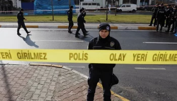 Halk TV: двое полицейских погибли при стрельбе в полицейском участке в Турции