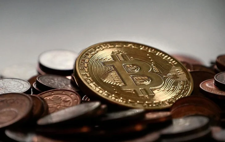 Рынок криптовалют обрушился на рекордные 240 миллиардов долларов за сутки Рынок криптовалют обрушился на рекордные 240 миллиардов долларов за сутки