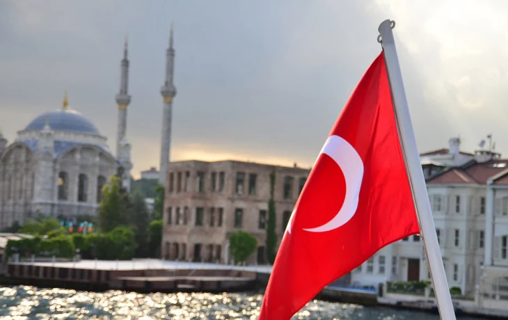 Bloomberg: Турция полностью приостановила торговлю с Израилем