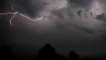 Синоптик Тишковец предупредил москвичей о возможной грозе в ночь на 7 октября