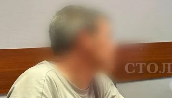 СК попросит арестовать мужчину, проникшего в квартиру девушки в центре Москвы