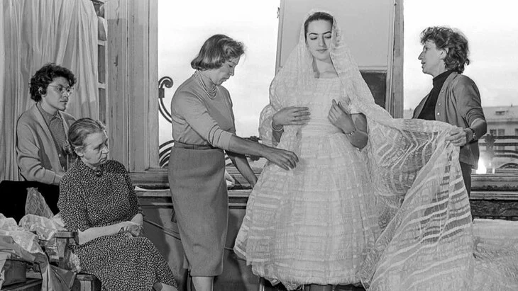 Главархив открыл виртуальную выставку "Модные тенденции в Москве" Главархив открыл виртуальную выставку "Модные тенденции в Москве"