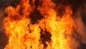 На военной базе в Абу-Даби произошел пожар после обстрела Ирана