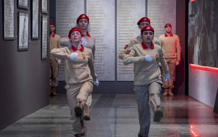 Более 85 новых имен героев СВО добавили на мемориальную стену в Музее Победы Более 85 новых имен героев СВО добавили на мемориальную стену в Музее Победы
