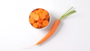 «Приведет к накоплению»: нутрициолог Глинкина объяснила, кому нельзя есть морковь