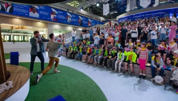 Лагерь &laquo;Каникулы со Знанием&raquo; открыли на выставке &laquo;Россия&raquo; на ВДНХ