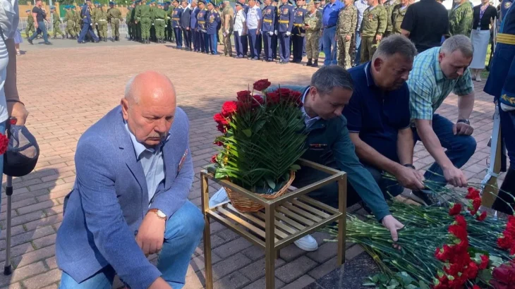 Память создателя современных ВДВ Василия Маргелова почтили в Хорошевском районе Память создателя современных ВДВ Василия Маргелова почтили в Хорошевском районе