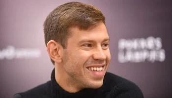 Футболист Смолов обратился к психологу после драки в &laquo;Кофемании&raquo;