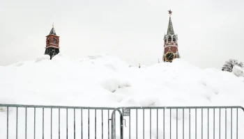 Февраль обновил абсолютный рекорд по высоте сугробов в Москве
