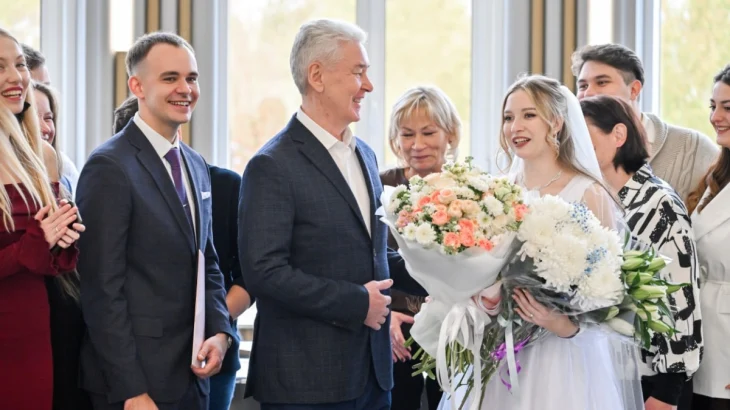 Сергей Собянин открыл Дворец бракосочетания в районе Митино Сергей Собянин открыл Дворец бракосочетания в районе Митино