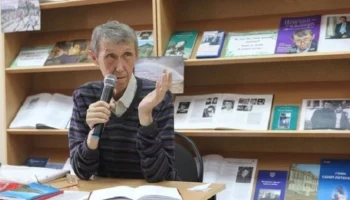 Умер автор слов гимна Санкт-Петербурга Олег Чупров