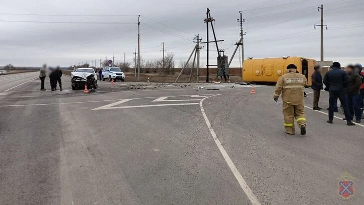 Уголовное дело возбуждено после ДТП со школьным автобусом под Волгоградом