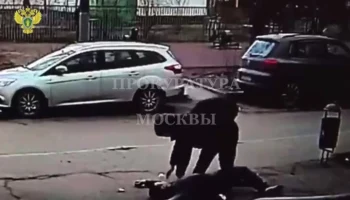 Мужчина госпитализирован после уличного конфликта в Бибиреве