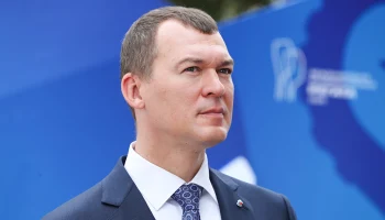 Дегтярев: WCF допустила юниорские сборные РФ до соревнований с флагом и гимном