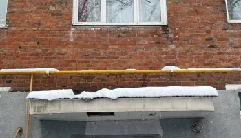 Пятилетний мальчик выпал из окна третьего этажа в Москве