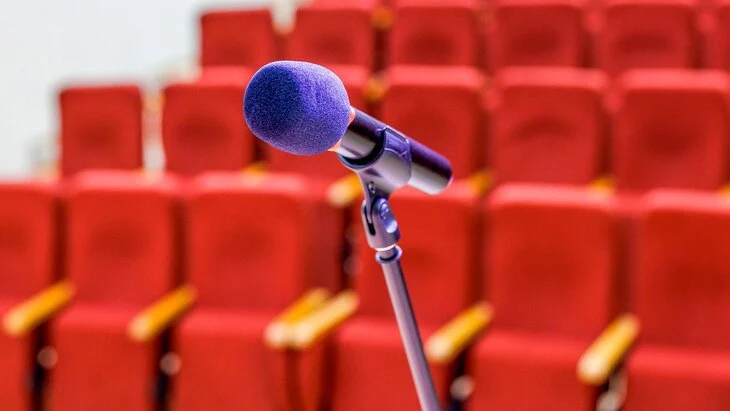 В Театре на Юго-Западе пройдет вечер авторской песни В Театре на Юго-Западе пройдет вечер авторской песни