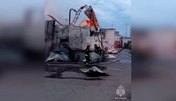 Пожар в ангаре в центре Москвы ликвидирован