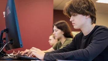 Детям участников СВО доступно более 170 специальностей для стажировки &ndash; Собянин