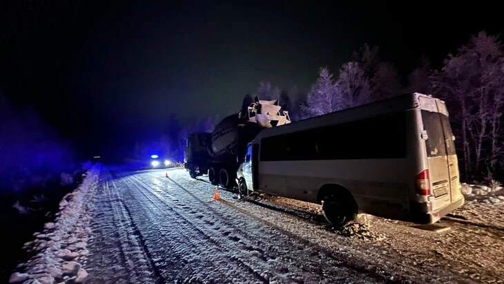 11 человек пострадали в ДТП с пассажирским автобусом в Приангарье 11 человек пострадали в ДТП с пассажирским автобусом в Приангарье