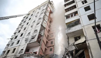 Число жертв обрушения жилого дома в Белгороде достигло 17 человек