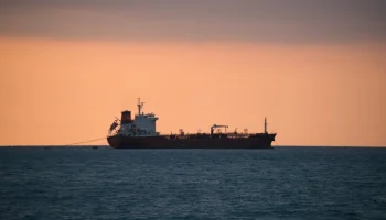 Танкер загорелся в Черном море у берегов Турции