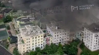 Пожарные ликвидировали открытое горение в торговом центре в Красногорске Пожарные ликвидировали открытое горение в торговом центре в Красногорске