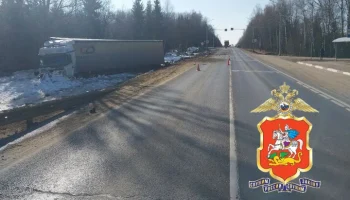 Напавший с ножом на экс-возлюбленную на севере Москвы погиб в ДТП