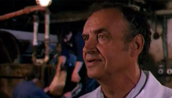 Умер актер из "Утомленных солнцем" Андре Умански