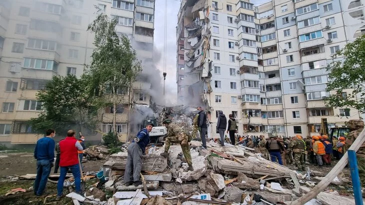 В Белгороде сохраняется угроза обрушения конструкций поврежденного от взрыва дома В Белгороде сохраняется угроза обрушения конструкций поврежденного от взрыва дома
