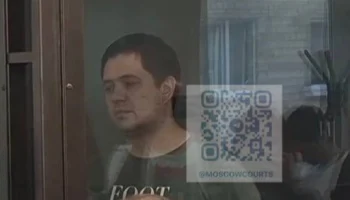 Суд в Москве снова продлил домашний арест главреду Baza Трифонову