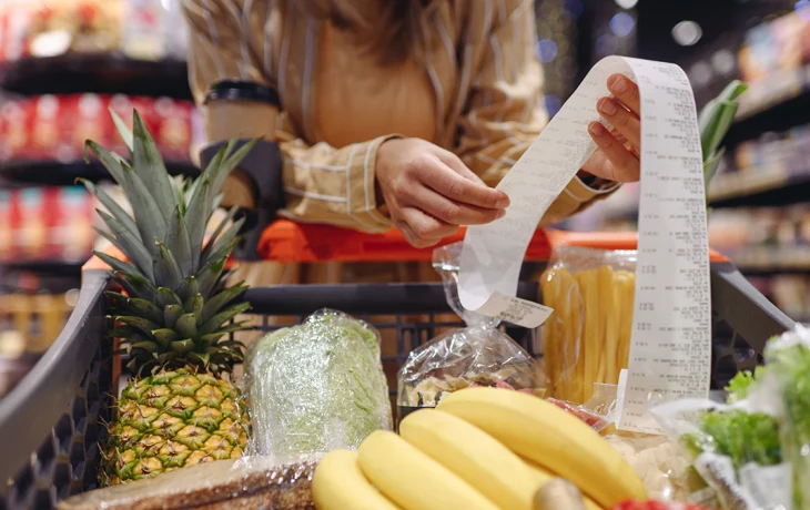 Россиянам назвали ошибки при походе за продуктами, провоцирующие лишние траты