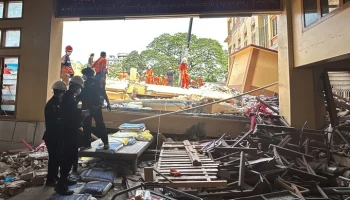 Спасатели МЧС РФ установили местонахождение живого человека под завалами в Мьянме