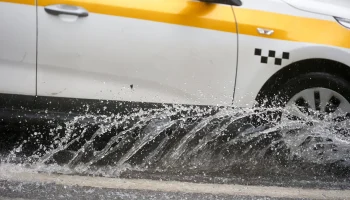 Треть месячной нормы осадков выпала в центре Москвы