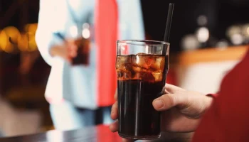 Coca-Cola отзывает свою продукцию в Европе