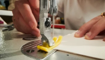 Ликсутов: В Москве выросло производство обуви и одежды