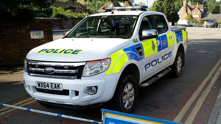 Четыре человека пострадали при нападении и наезде авто в Манчестере Четыре человека пострадали при нападении и наезде авто в Манчестере