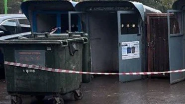 Тело младенца нашли около мусорки на Челюскинской улице в Москве Тело младенца нашли около мусорки на Челюскинской улице в Москве