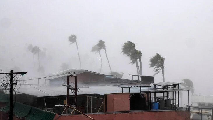 Посольство РФ на Филиппинах предупредило россиян об опасности шторма "Вербена" Посольство РФ на Филиппинах предупредило россиян об опасности шторма "Вербена"