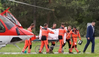 Глава МО Словакии: состояние Фицо не позволяет транспортировать его в Братиславу