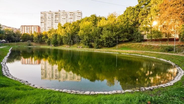 Реабилитация Изютинского пруда на Черноморском бульваре завершена