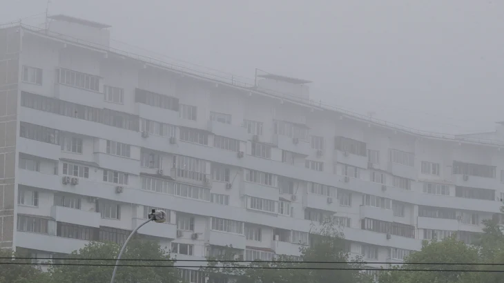 Туман с видимостью 200-700 метров ожидается в Москве до утра 19 сентября