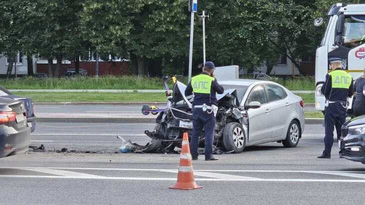 Движение восстановлено на Каширском шоссе после ДТП с участием семи автомобилей