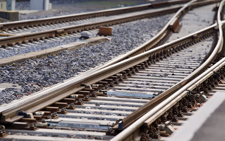 Подросток погиб под колесами электрички в Подмосковье Подросток погиб под колесами электрички в Подмосковье