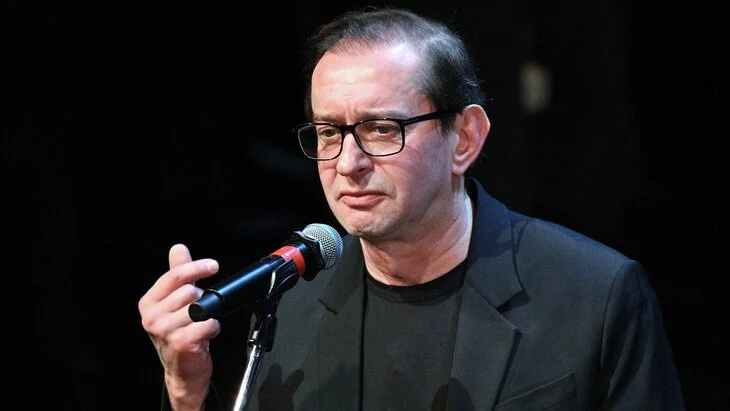 Хабенский отказался комментировать слухи о назначении и. о. ректора Школы-студии МХАТ Хабенский отказался комментировать слухи о назначении и. о. ректора Школы-студии МХАТ